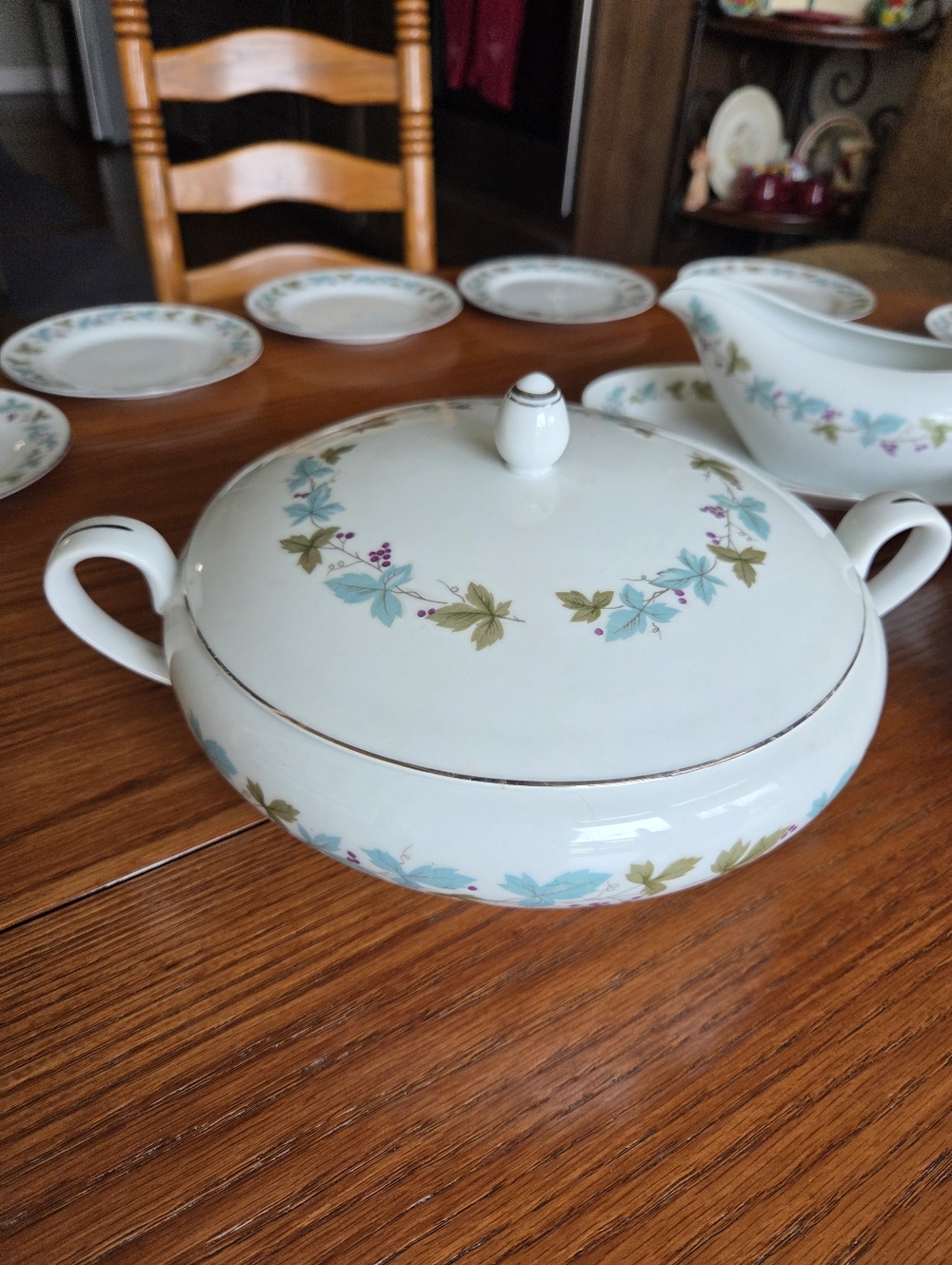 Vintage Fine China Japan Vegatable Tureen 6701 Max Schoenfeld Grape pattern